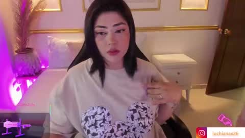 lucy online show from 03/11/25, 02:21