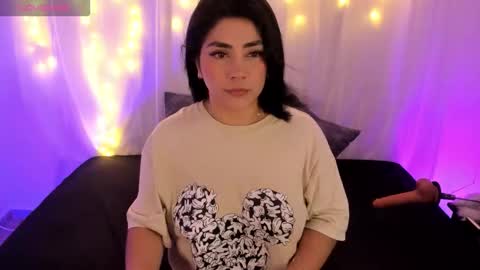 lucy online show from 09/23/25, 01:52