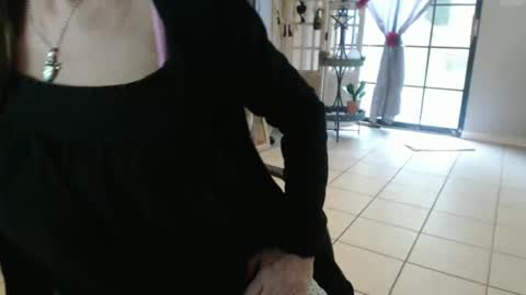 lucy_0000 online show from 05/31/26, 10:00