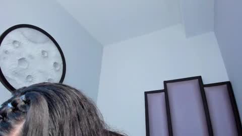   online show from 10/24/25, 05:59