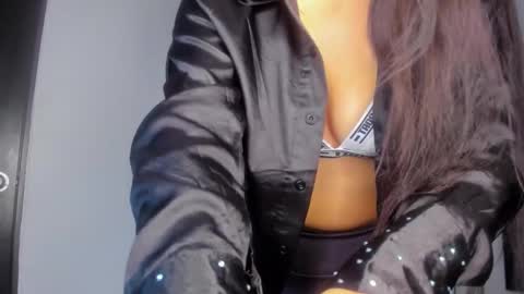   online show from 10/26/25, 04:07