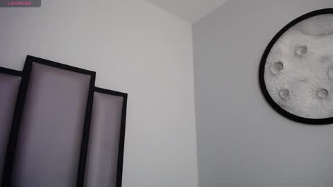   online show from 11/22/25, 06:45