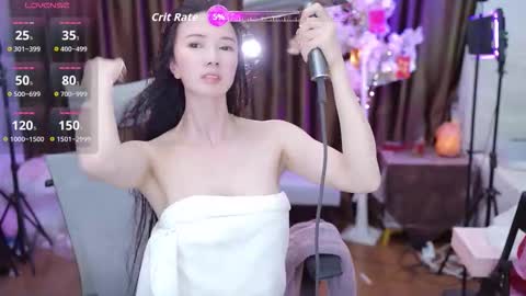 Lucy online show from 10/15/25, 02:17