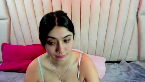lucy_anal_ online show from 04/21/26, 11:40