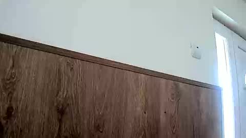 Snapshot of lucy_angel5 chatting on 02/19/25, 08:33 Lucy online show from 02/19/25, 08:33