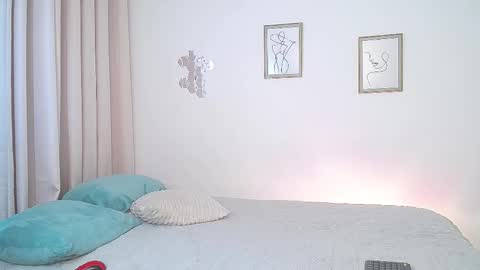 Lucia online show from 03/21/26, 12:26