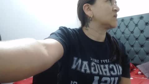 Snapshot of lucy_chanel chatting on 02/09/25, 08:56 lucy online show from 02/09/25, 08:56