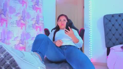 Snapshot of lucy_chanel chatting on 04/30/26, 02:07 lucy online show from 04/30/26, 02:07
