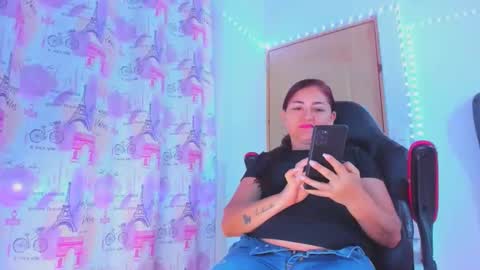 Snapshot of lucy_chanel chatting on 05/17/26, 12:52 lucy online show from 05/17/26, 12:52