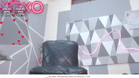 Snapshot of lucy_dirty28 chatting on 09/17/25, 08:32 lucy_dirty28 online show from 09/17/25, 08:32