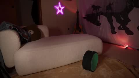 Lucy. online show from 02/17/25, 02:42