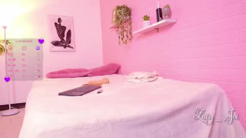 Luciana online show from 04/12/26, 03:44