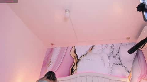 Lucy online show from 04/23/26, 12:26