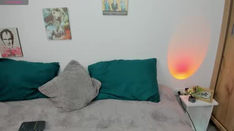 Lucy online show from 01/17/25, 07:05