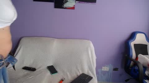  SleepyAbuela online show from 04/14/26, 01:28