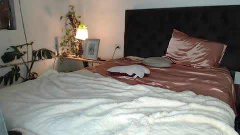 luciana online show from 01/08/25, 01:00