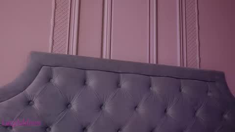 Snapshot of lucyaddison chatting on 11/10/25, 03:49 LucyAddison online show from 11/10/25, 03:49