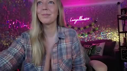 lucyallen4201 online show from 02/23/26, 11:40