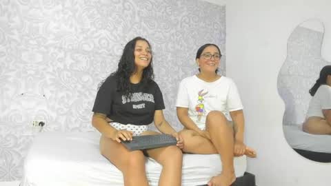 Snapshot of lucyandbella chatting on 04/10/26, 01:38 lucyandbella online show from 04/10/26, 01:38