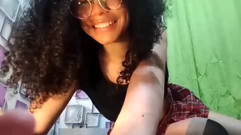 Lucia online show from 11/30/25, 05:11