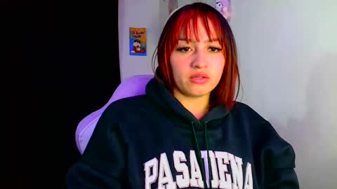 Snapshot of lucycherry__ chatting on 01/29/25, 07:57 LUCIA  online show from 01/29/25, 07:57