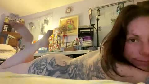 lucyford88 online show from 10/19/25, 11:00