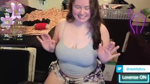 Snapshot of lucygooseyz30 chatting on 05/20/26, 11:44 Lucy online show from 05/20/26, 11:44