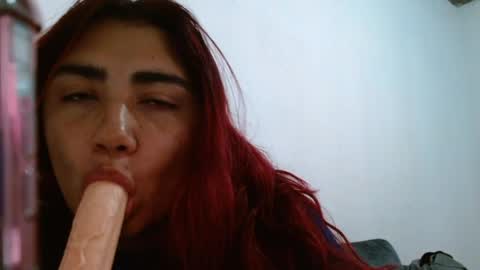 lucy online show from 04/08/26, 02:44