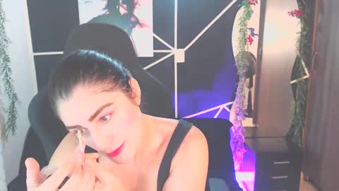 Snapshot of lucyli_ chatting on 04/26/26, 12:14 LUCY online show from 04/26/26, 12:14