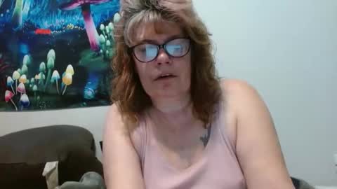 lucylling online show from 02/14/26, 08:05