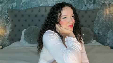 Snapshot of lucylovelyy1 chatting on 07/21/26, 02:36 Lucy online show from 07/21/26, 02:36
