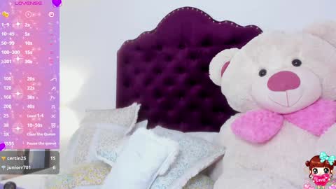 Snapshot of lucyluy chatting on 12/22/24, 08:38 Instagramlucyluy10 online show from 12/22/24, 08:38