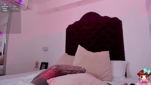 Snapshot of lucyluy chatting on 02/15/25, 08:43 Instagramlucyluy10 online show from 02/15/25, 08:43