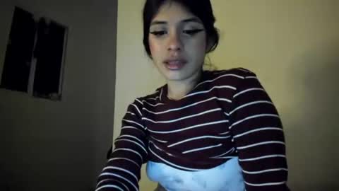 Snapshot of lucyportman chatting on 06/05/26, 06:52 lucyportman online show from 06/05/26, 06:52