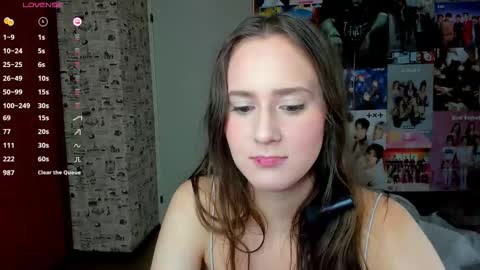 Snapshot of lucyrose33 chatting on 10/08/25, 03:15 Lucy Rose online show from 10/08/25, 03:15
