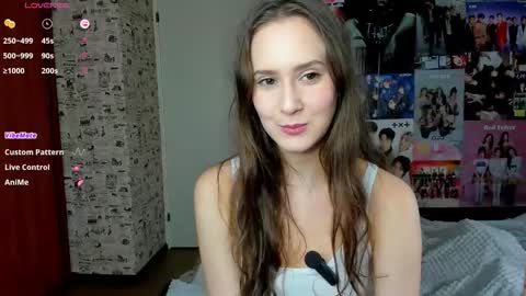 Snapshot of lucyrose33 chatting on 10/13/25, 04:12 Lucy Rose online show from 10/13/25, 04:12