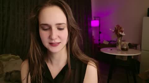 Lucy Rose online show from 04/22/26, 06:09