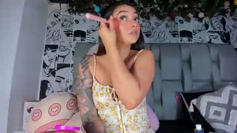 Snapshot of lucyrosse_ chatting on 07/19/26, 11:14 Lucy online show from 07/19/26, 11:14