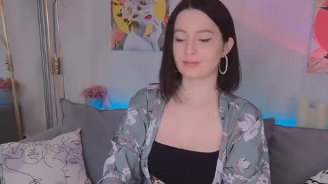 Snapshot of lucyrosy chatting on 12/08/24, 12:41 Lucy online show from 12/08/24, 12:41