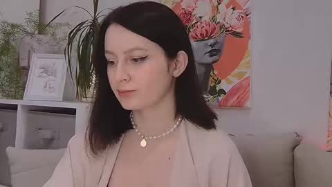 Snapshot of lucyrosy chatting on 02/22/25, 02:52 Lucy online show from 02/22/25, 02:52