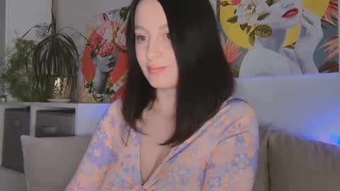 Snapshot of lucyrosy chatting on 03/07/25, 06:54 Lucy online show from 03/07/25, 06:54