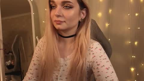 Snapshot of lucysbrain chatting on 02/20/26, 05:57 Lucy online show from 02/20/26, 05:57