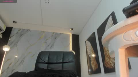 Luciana online show from 01/17/25, 01:04