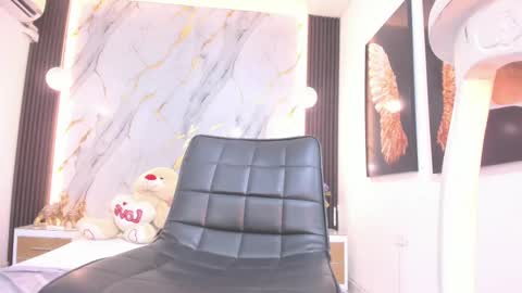 Luciana online show from 03/09/25, 01:04