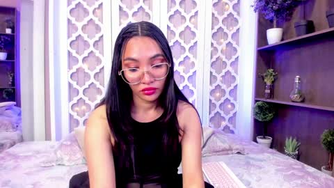 Lucy Liiu online show from 01/31/25, 01:11