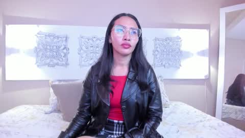 Lucy Liiu online show from 01/14/26, 08:14