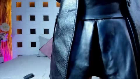 Lucy Liiu online show from 02/07/26, 08:34