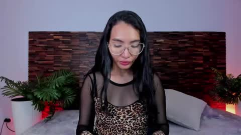 Lucy Liiu online show from 04/21/26, 09:17