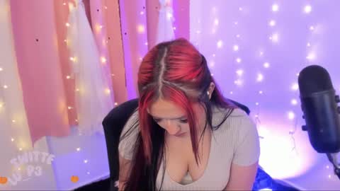 LUCYY FROM HOME  online show from 02/12/25, 02:35