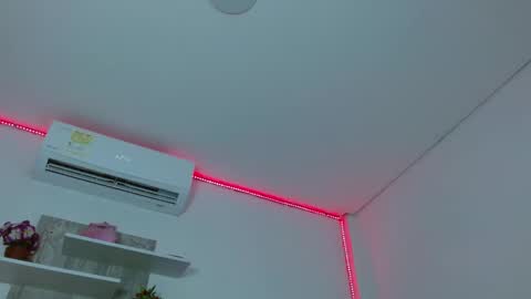 Snapshot of lucyy_start chatting on 02/01/25, 07:13 LUCY online show from 02/01/25, 07:13